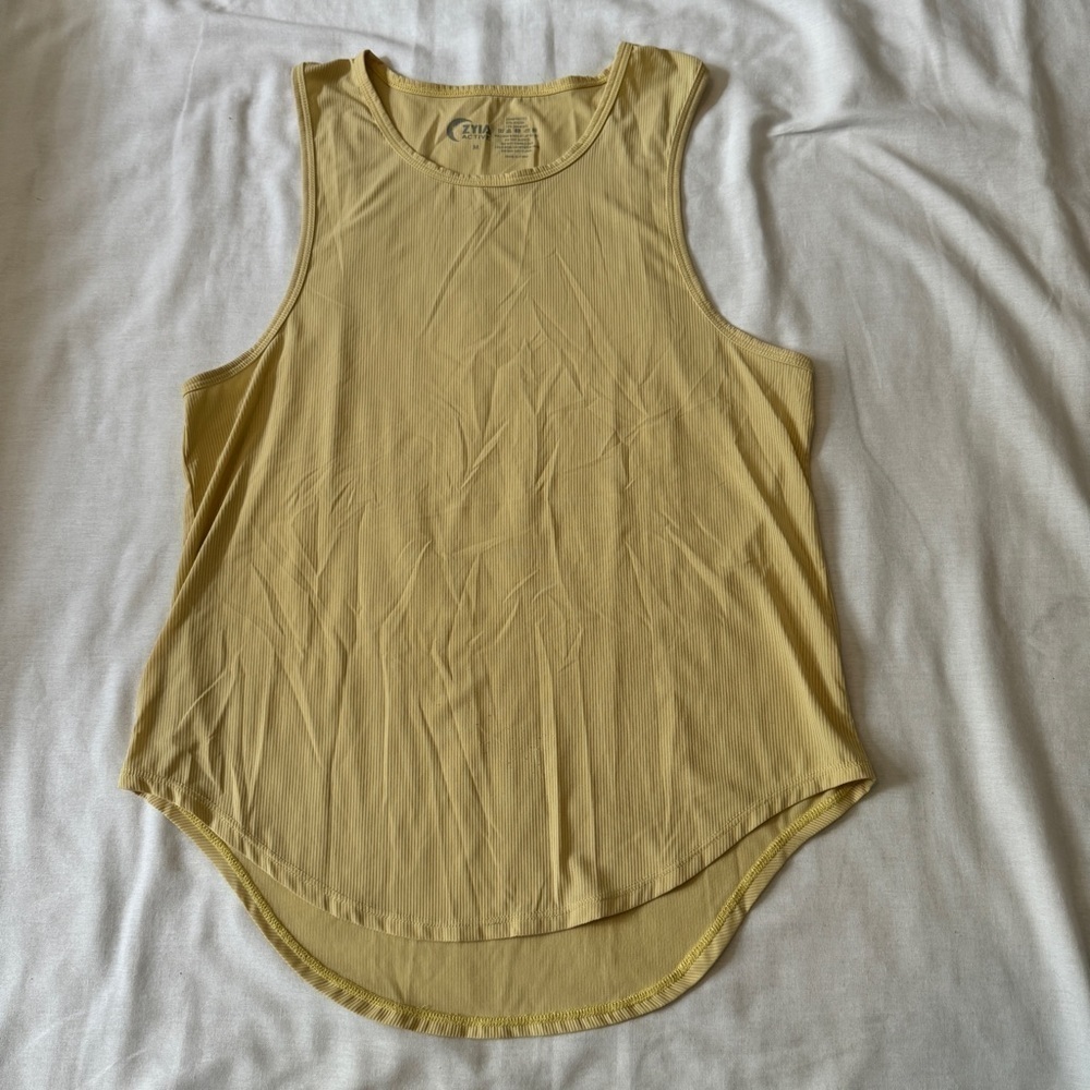 Zyia Medium‎ Yellow Ribbed Tank Top